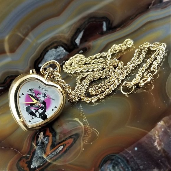 Vintage Warner Brothers PEPE LE PEW Penelope Musical Heart Watch Necklace - Picture 2 of 5